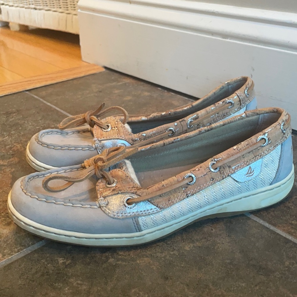 Sperry Boatshoe Women’s Silver 7.5